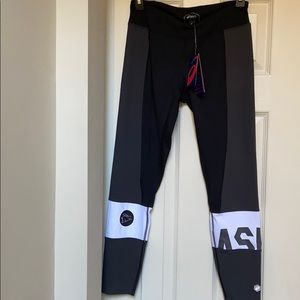 ASICs color block tight